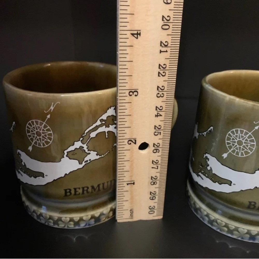 Two Irish Wade Porcelain Espresso Coffee Mugs/Tea Cups w/Shamrocks & Bermuda Map - Picture 8 of 11